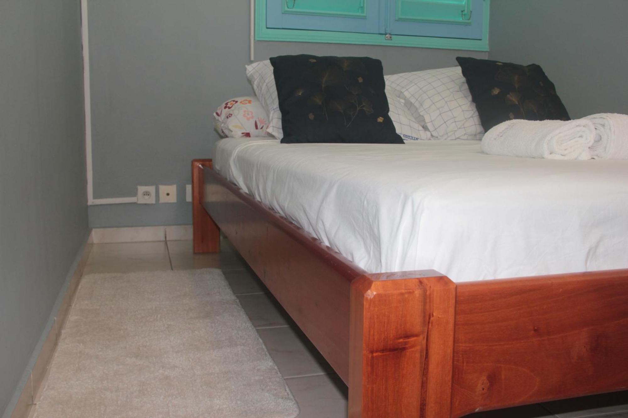 Lambano Studio Grand-Bourg  Экстерьер фото