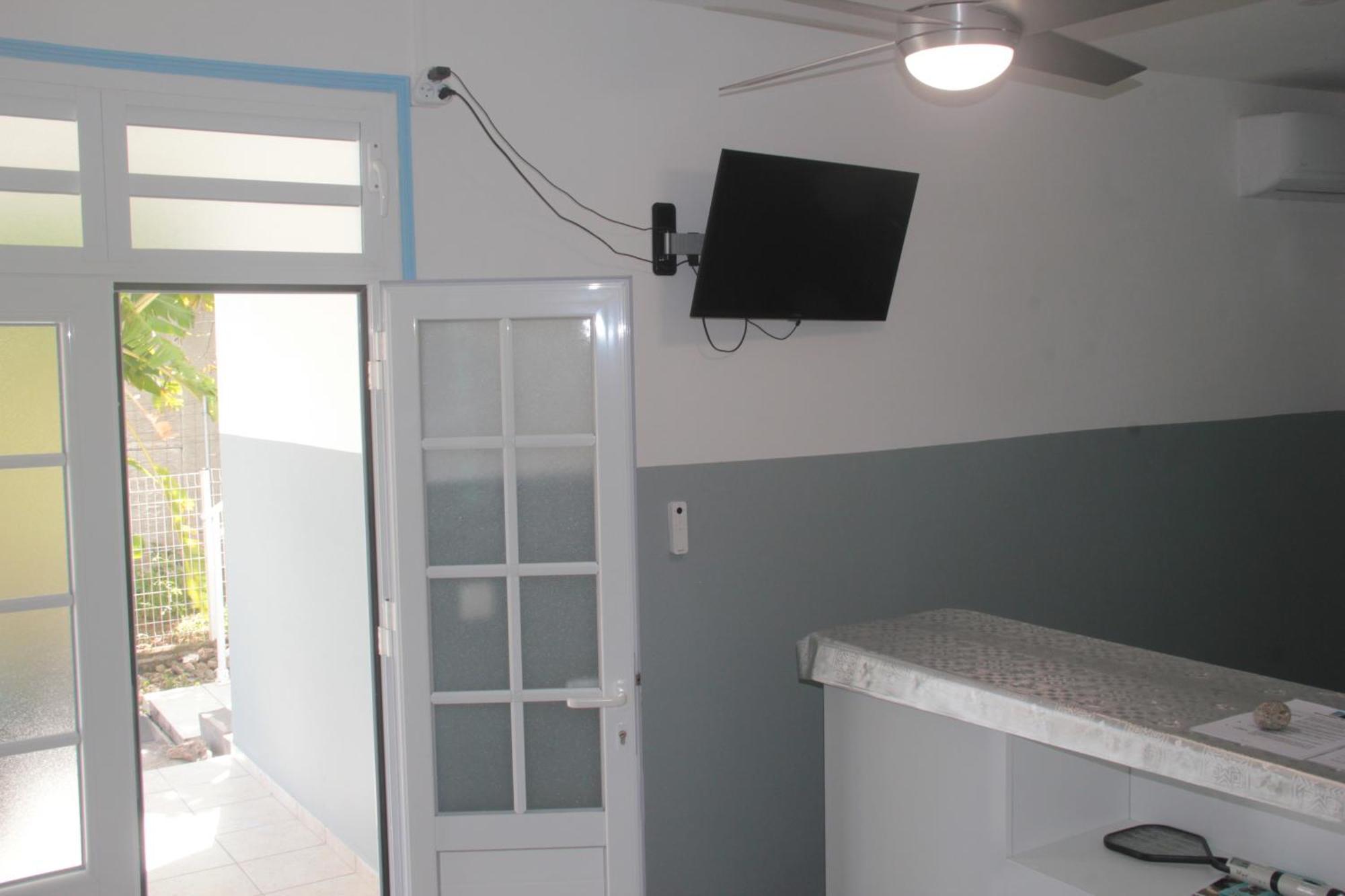 Lambano Studio Grand-Bourg  Экстерьер фото